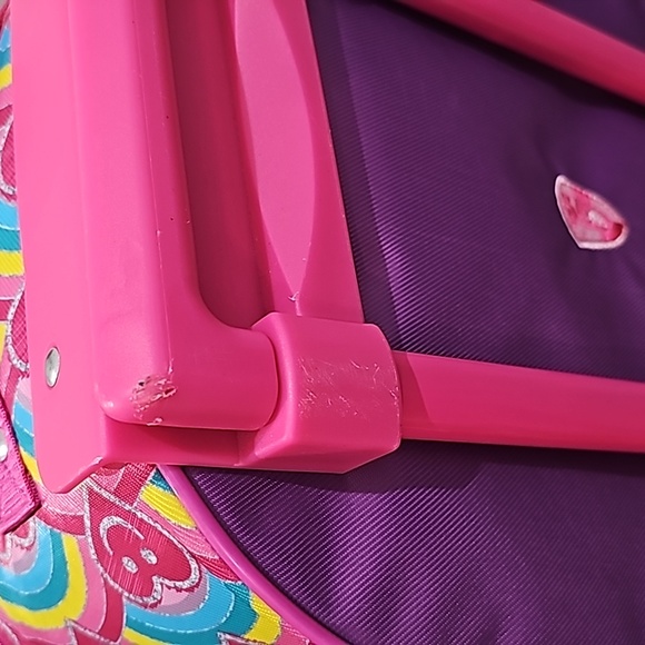 DreamWorks Trolls kids suitcase with wheels - Picture 5 of 9